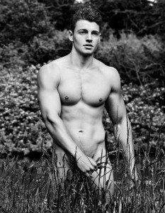 Clutching at straws for the cause: photo courtesy of Warwick Rowers