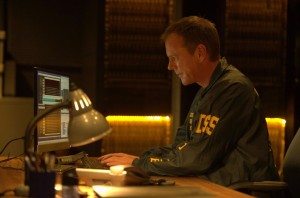 Jack-Bauer-Computer-24-Live-Another-Day-Episode-4-1024x679