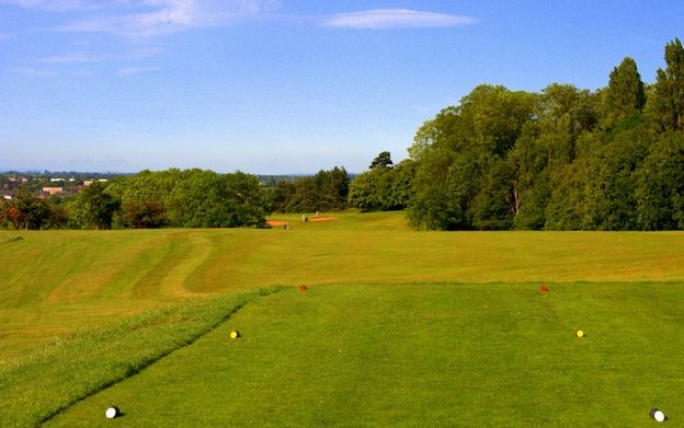 The 18 hole Newbold Comyn course is ideal for beginners. Photo: Mack