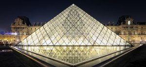 Helene Kleigh reviews her experience upon visiting the Louvre 