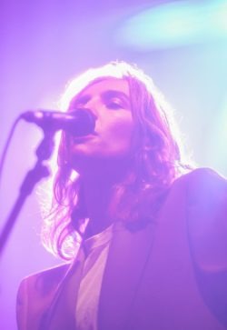 the Japanese house live in purple light