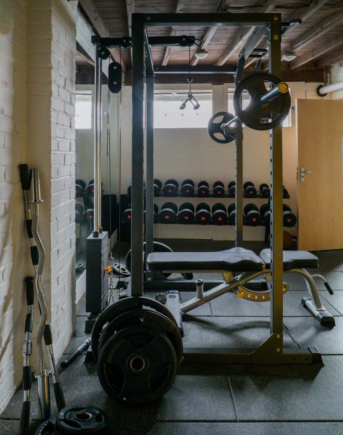 The Inside of a Gym / Image: Unsplash