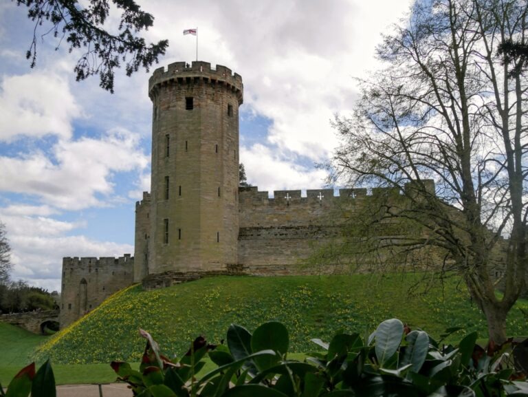 Warwick Castle’s hotel and restaurant plans to be reviewed - The Boar