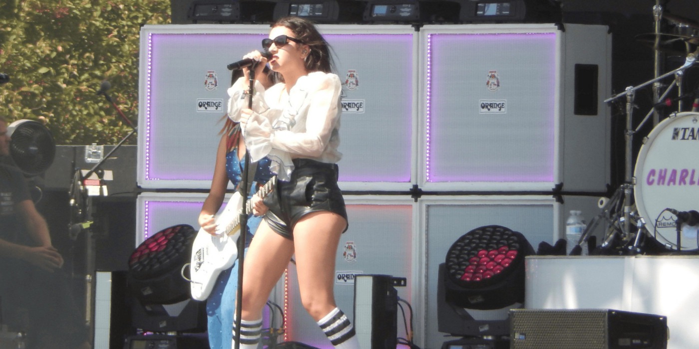 Charli XCX/ Image: swimfinfan/ Flickr