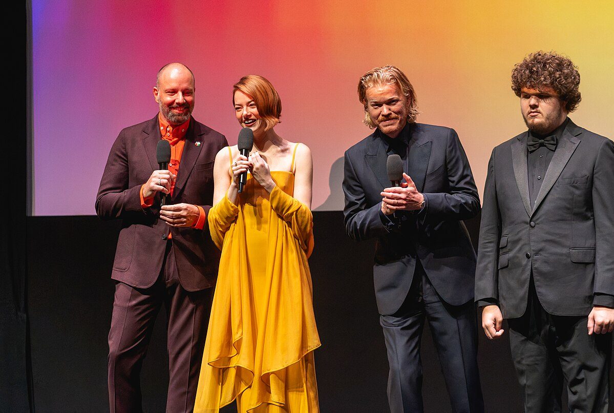 Yorgos Lanthimos, Emma Stone, Jesse Plemmons, Aidan Delbis