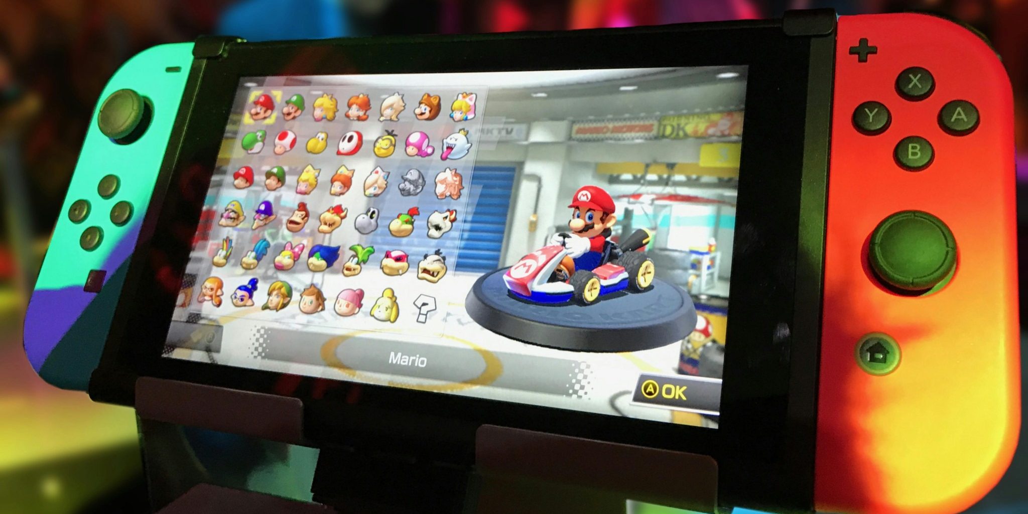image of a nintendo swith with mario kart on it