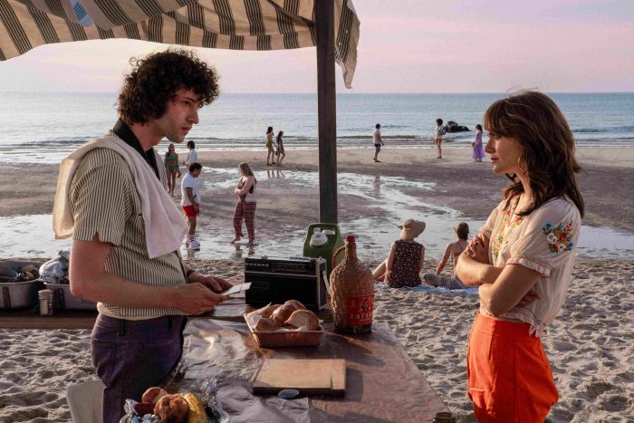 Dominic Sessa, Emilia Jones